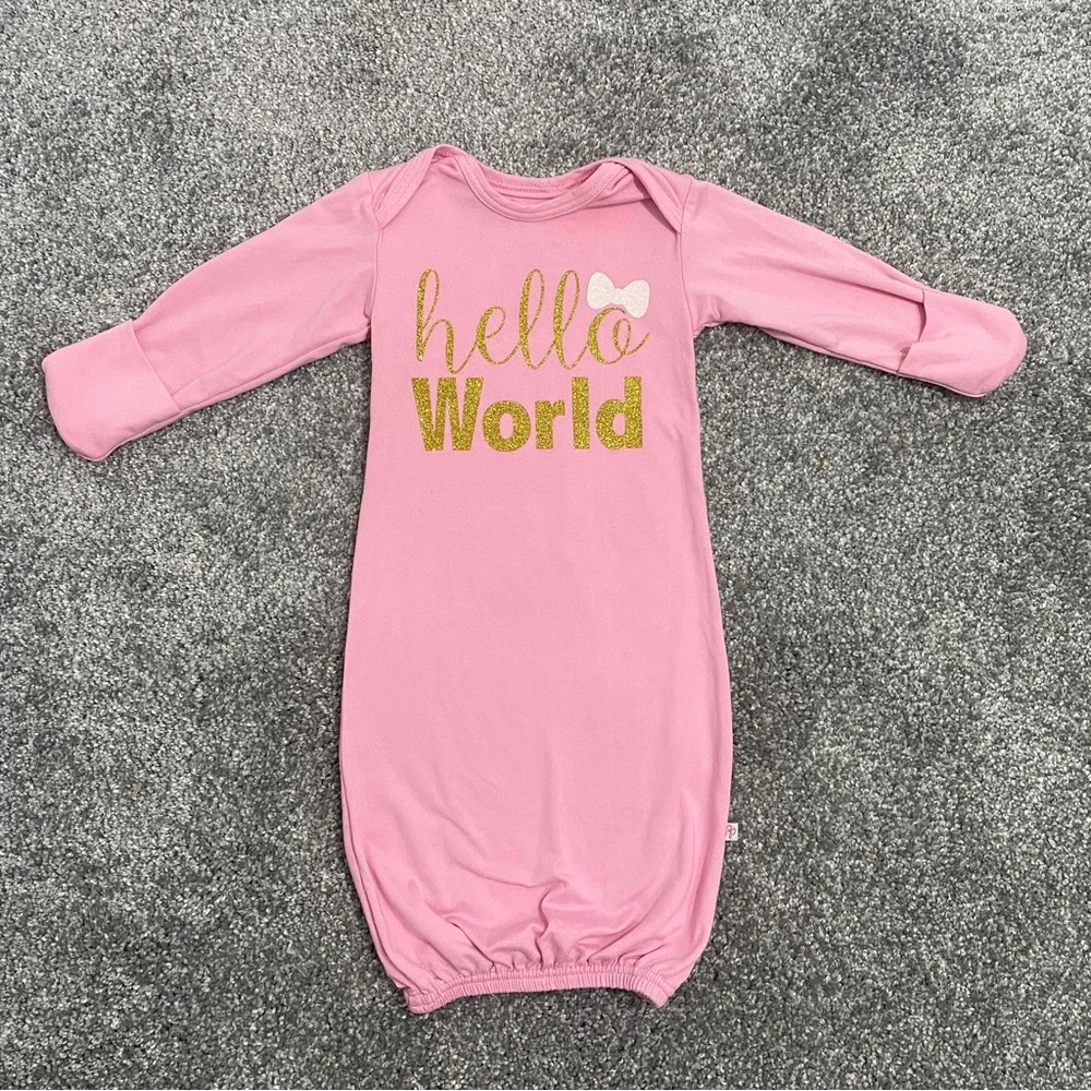 Posh Peanut Hello World Layette - Picture 1 of 6